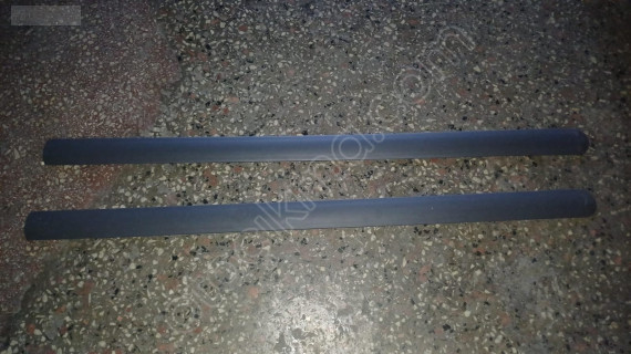 Ford Connect sağ ön kapı çıtası sıfır orijinal