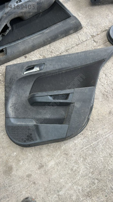 Opel astra H sağ arka kapı yüzü bakalit