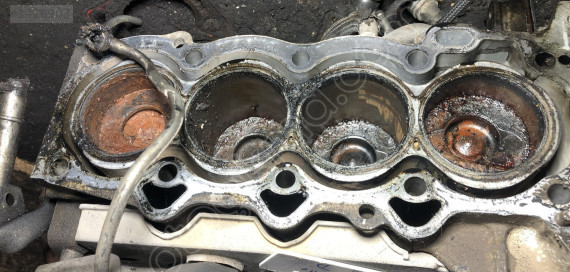 Toyota Corolla 1.4 D 2005-2009 Çıkma Yarım Motor