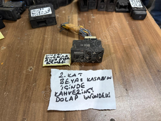 NISSAN BLUEBİRD AYNA AYAR DÜĞMESİ ORJİNAL ÇIKMA