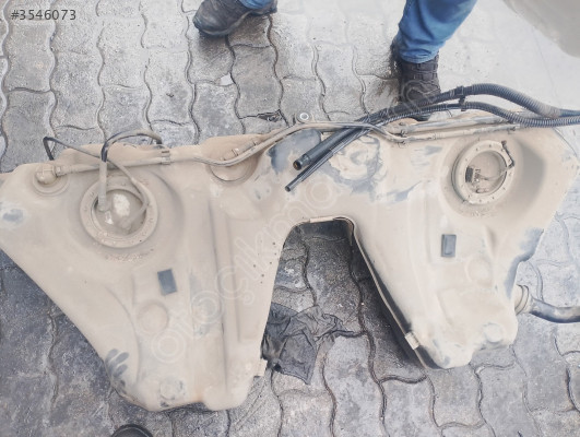 BMW E60 DİZEL DEPO ŞAMANDIRA ORİJİNAL ÇIKMA