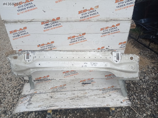 BMW 5 SERİSİ F10 ARKA PANEL ÇIKMA ORJİNAL 2011-2017