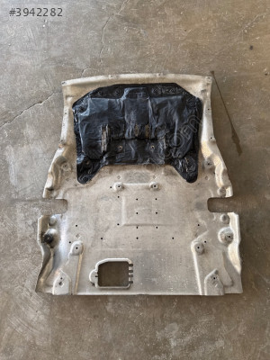 BMW 3 SERİES ALT MUHAFAZA f30 (OEM:511 643 10 CH)