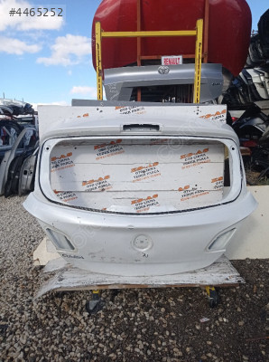 OPEL CORSA E BAGAJ KAPAĞI ÇIKMA ORJİNAL 2015-2020