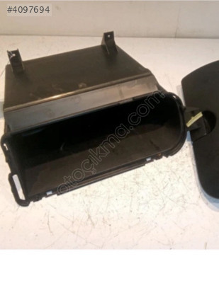 Citroen saxo Torpido iç gövdesi 8214FR