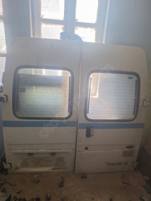 Ford Transit T12 190 V bagaj kapağı