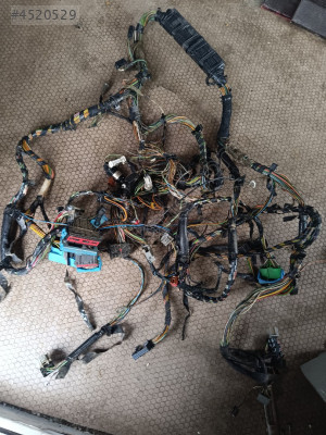 Ford focus ön göğüs torpido tesisatı CIA