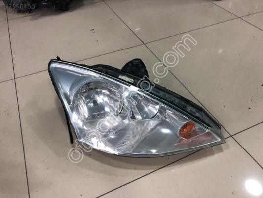 FORD FOCUS 1 SAĞ FAR