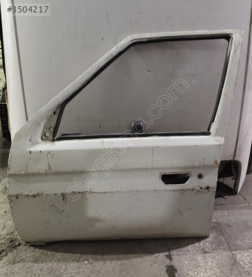 SKODA FAVORİT SOL ÖN KAPI ÇIKMA PARÇA