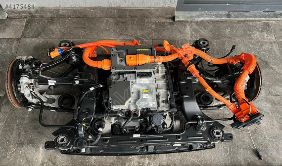 HYUNDAİ İONİQ 6 ARKA DİNGİL DOLU EGE OTOMOTİV