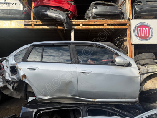 Sağ Ön Kapı  Renault Symbol Thalia (2009-2012)