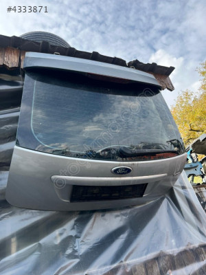 FORD FOCUS BAGAJ KAPAĞI HATASIZ DOLU