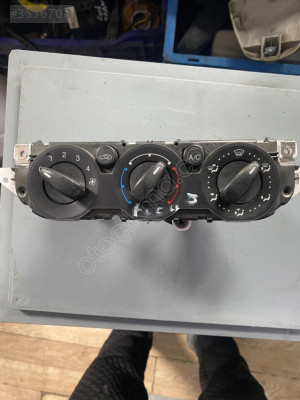 Ford Focus 3 için Güçmanlar Kalorifer Kontrol Paneli