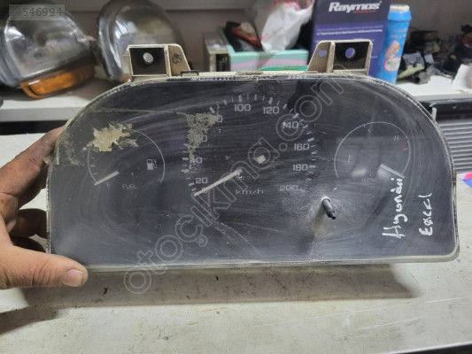 Hyundai excel km saati