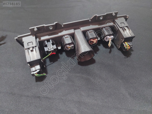 FORD FOCUS 2 2.5 KOLTUK ISUTMA REZISTANS PANEL CERCEVE