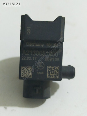 MERCEDES C W205 DARBE SENSÖRÜ ÖN SOL A2139051300
