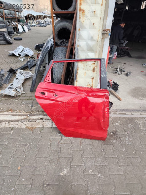 Hyundai i20 sağ arka kapı 2020 2025