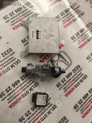 Mazda 323 Astina  1.5 cc  Motor Beyni Beyin ZL13