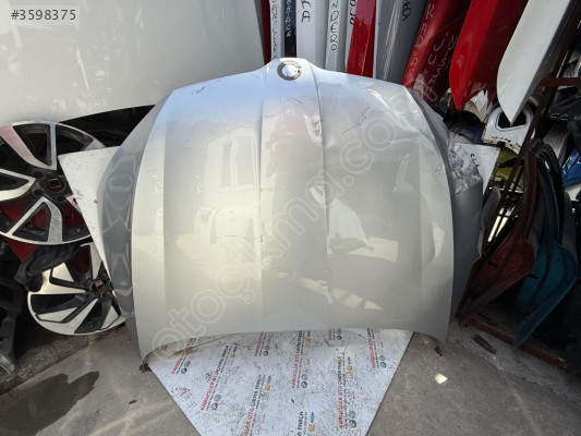 Skoda süper b motor kaput (hasarlı)