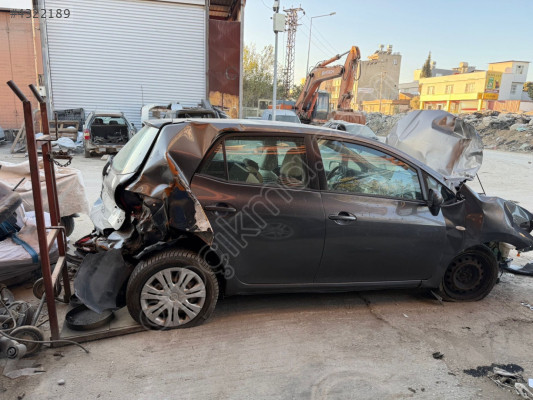 Toyota aurise 2007 - 2011 Sol ön kapı kilidi