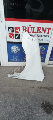 Volkswagen Golf 6 sol ön çamurluk