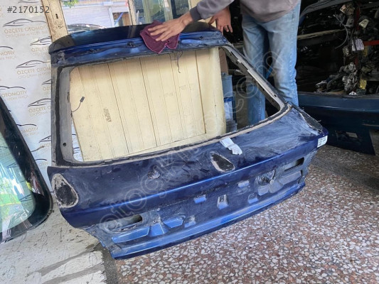MAZDA 323 LANTİS BAGAJ KAPAĞI 1996-1997 MODEL ORJİNAL ÇIKMA