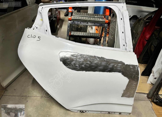 RENAULT CLİO 5 SAĞ ARKA KAPI ORJİNAL ÇIKMA