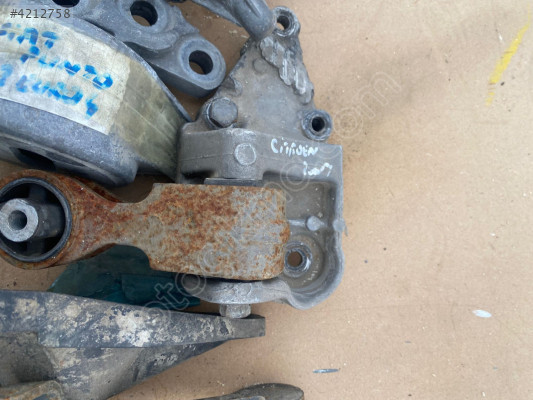 CİTROEN JUMPY MOTOR KULAĞI