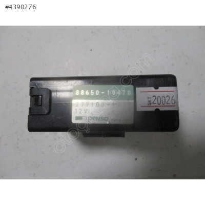 Toyota Corolla Klima Kontrol Ünitesi 88650-10470