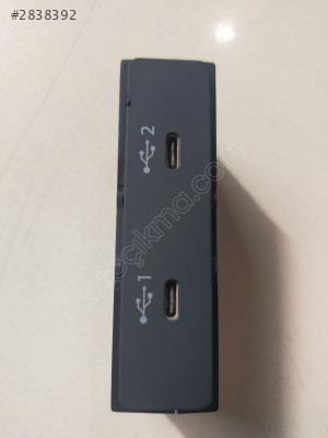 AUDİ A3 USB PORTU 82A035736A