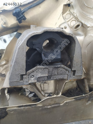 ÇIKMA VW GOLF 4 BORA TOLEDO A3 MOTOR KULAĞI SAĞ 1J0199262BE
