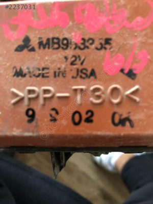 Mitsubishi Carisma 1.8 1999 Sigorta Kutusu MB953355