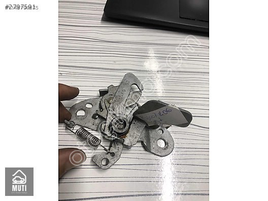 Peugeot 206 Kaput Kilidi