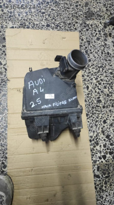 AUDİ A4 HAVA FİLTRE KUTUSU CIKMA