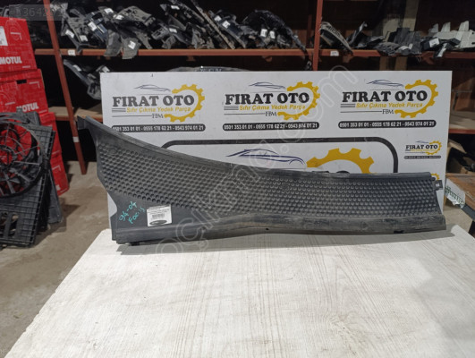 1M51A02216A ÇK FORD FOCUS ÖN CAM ALTI BAKALITI SAG