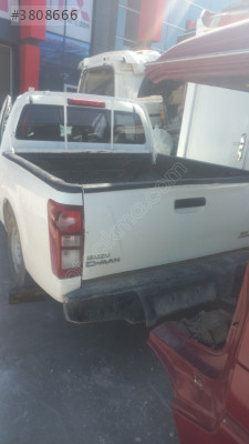 Isuzu Dmex Eu5 çıkma orjinal komple arka kasa