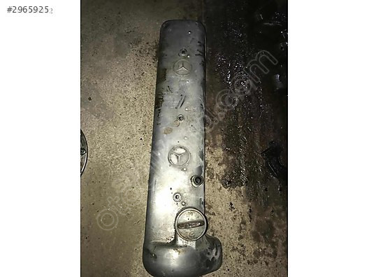 MERCEDES 230.6 MOTOR ORJİNAL KÜLBÜTÖR KAPAĞI ÇIKMA MUAYYER