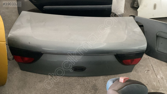 Megane 1 çıkma dolu hatasız bağaj kapağı