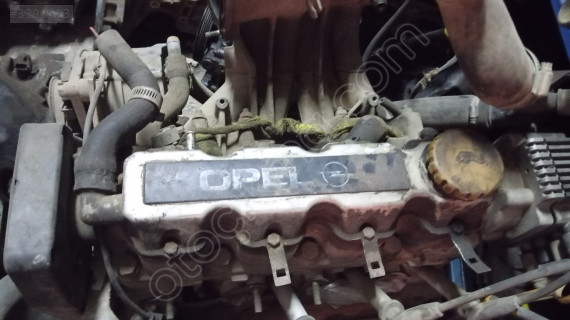 Opel combo b 1.4 8 valf külbütör kapağı çıkma orjinal