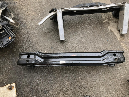 BMW 5 SERİSİ G60 ARKA TAMPON DEMİRİ 5A01199-09
