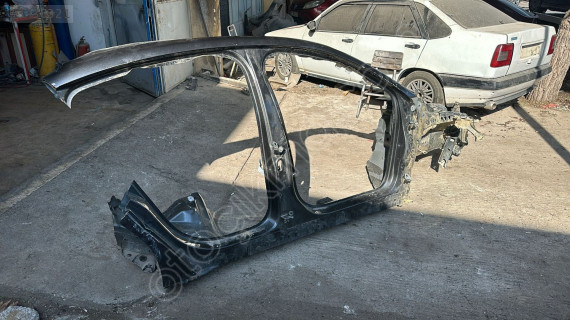 2022 FORD FOCUS KESME SAĞ MARŞBİYEL ÖN ÇEYREK  YEDEK PARÇALARI
