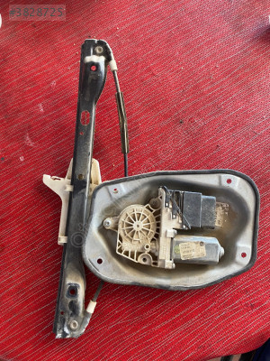 VOLKSWAGEN JETTA SOL ARKA CAM KALDIRMA MOTORU 1K5839401G