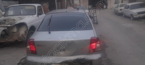 KIA shuhuma Hatchback arka bagaj kapak camı