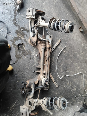 FORD FİESTA 1.5 ÖN TAŞIYICI SAĞ SOL OTO FEDAİ