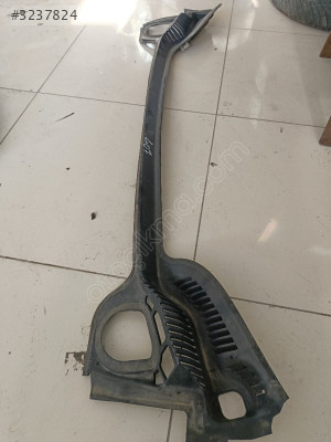 Peugeot 407 ön cam ızgarası orijinal çıkma