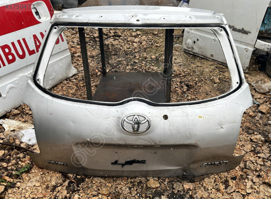 TOYOTA YARİS BAGAJ KAPAĞI ÇIKMA ÇEVİK OTO