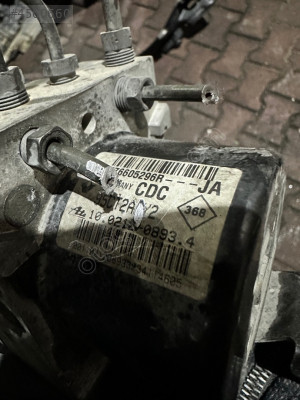 2014 RENAULT FLUENCE 1.5 DİZEL OTOMATİK ABS BEYNİ