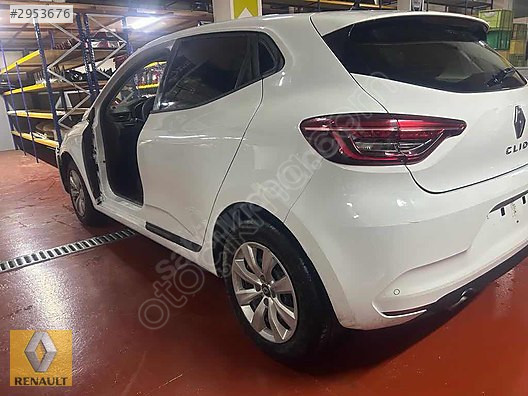 RENAULT CLİO 5 KOMPLE ARKA SAĞ SOL ÇAMURLUK BEYAZ HURDA RENKAY