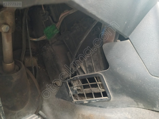 ÇIKMA PEUGEOT PARTNER KLİMALI KALORİFER KAZANI KABİNİ