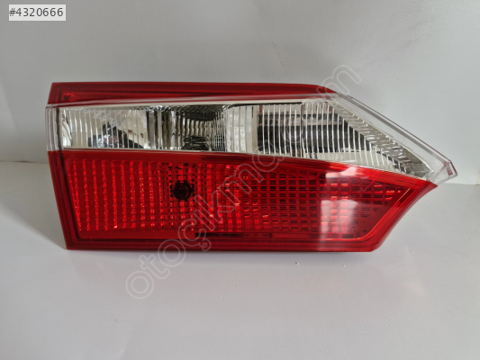 TOYOTA COROLLA SOL İÇ BAGAJ STOP HALOJEN LEDSİZ SIFIR 2013-2016